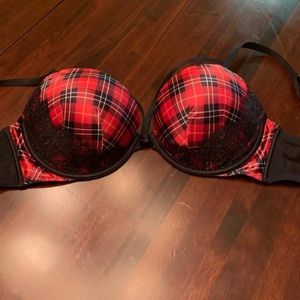 Victoria's Secret Push-up bra